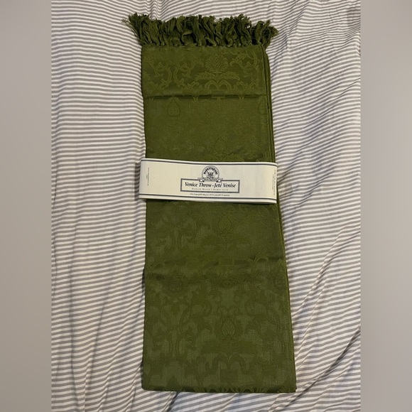 NEW Olive/forest/Khaki Green Damask  Fringed Throw/Coverlet, 48" x 64" - Picture 2 of 5